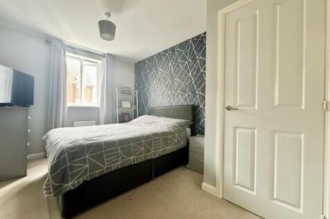 Bedroom1.jpg