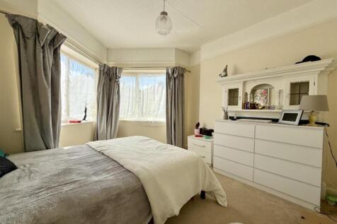 Bedroom.jpg