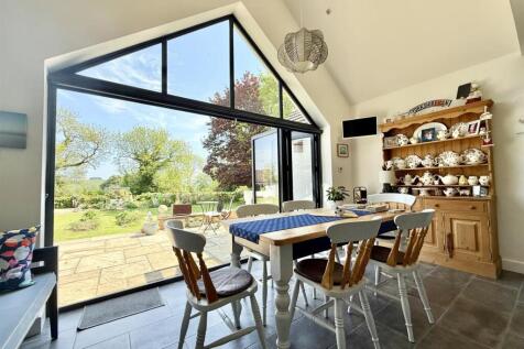 Bifolds.jpg