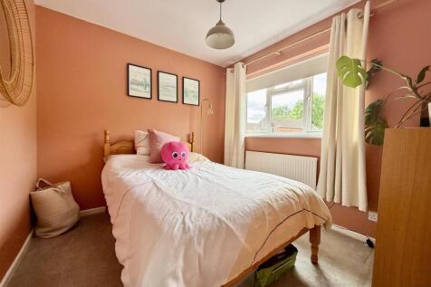 Bedroom2.jpg