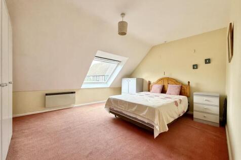 Bedroom1.jpg