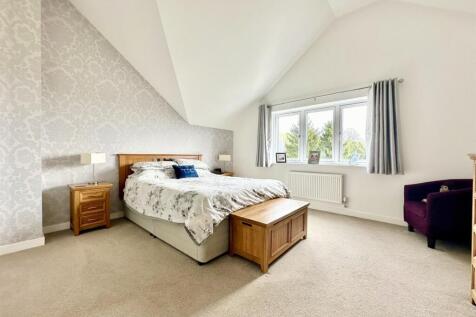 Bedroom1.jpg