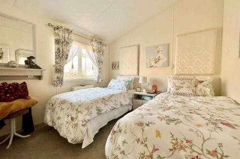 Bedroom2.jpg