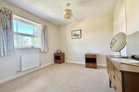 Bedroom2.jpg
