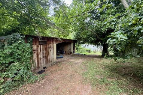 Outbuilding2.jpg