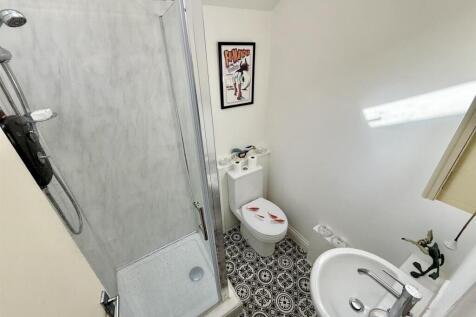 ShowerRoom.jpg