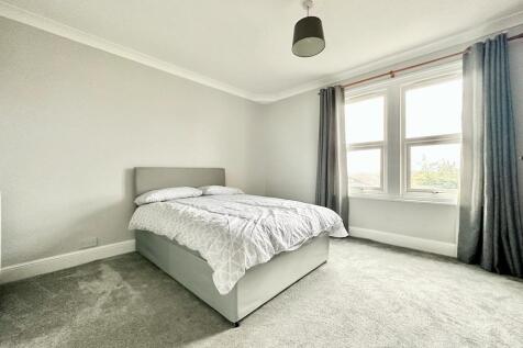 Bedroom4.JPG