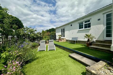 FrontGarden.jpg