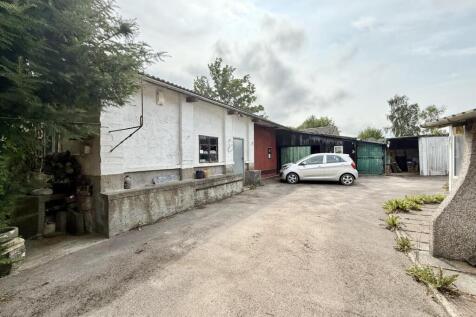 outbuilding.jpg