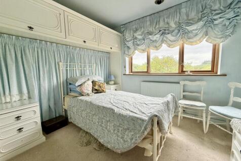 Bedroom3.jpg