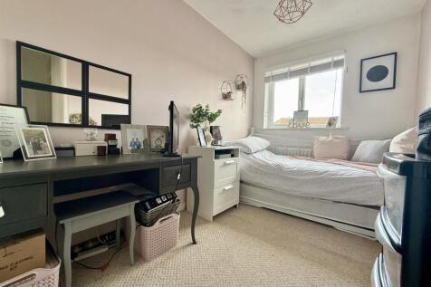 Bedroom2.jpg