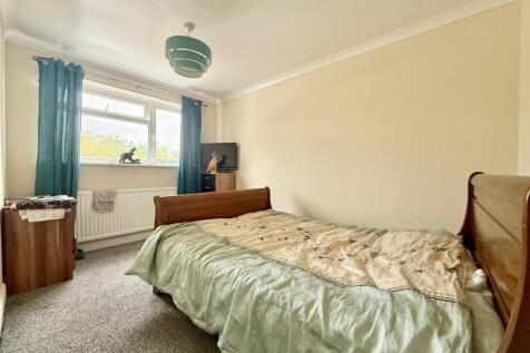 Bedroom1.jpg