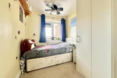 Bedroom3.jpg