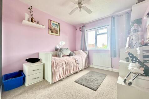 Bedroom2.jpg