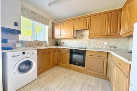 Kitchen..jpg