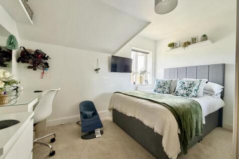 Bedroom2.jpg