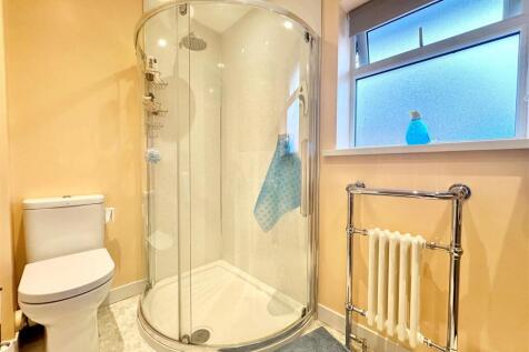 Ensuite..jpg