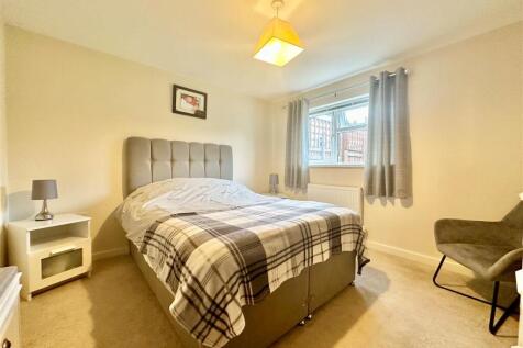 Bedroom2.jpg