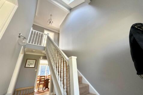 Hallway.jpg