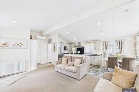 Living Room (4)