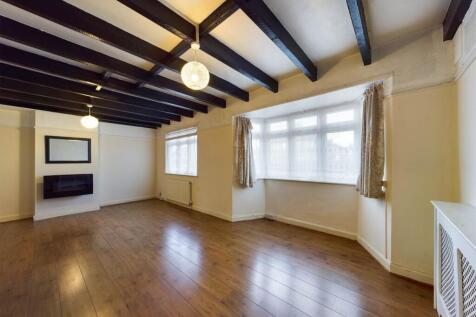 Lounge &amp; Dining Room