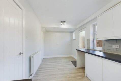 Dining area (2)