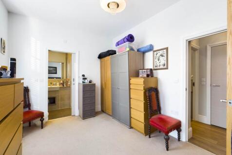 Bedroom one (3)
