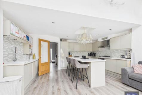 Kitchen 3