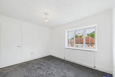 Bedroom One (4)