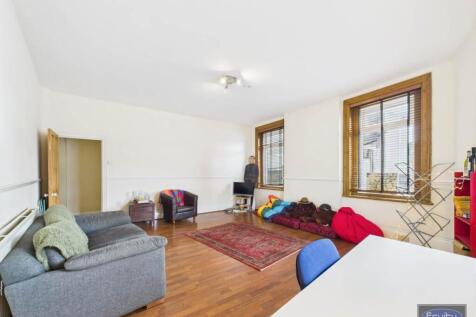 Living room 2