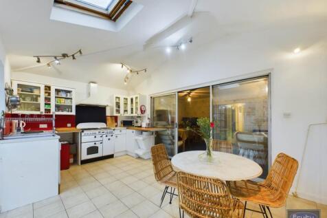 Kitchen (3)