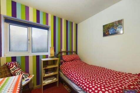 Bedroom (2)