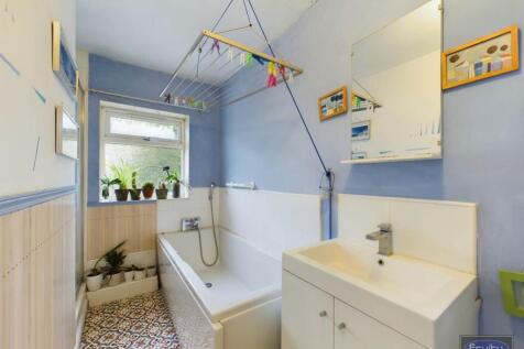 Bathroom (2)