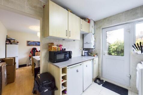 Kitchen (2)