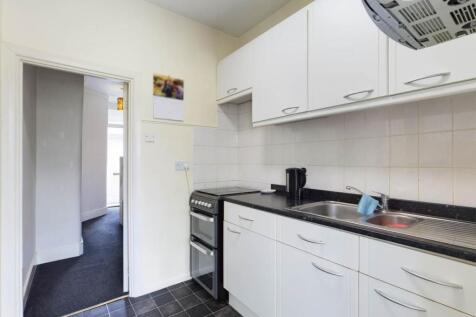 Kitchen (2)