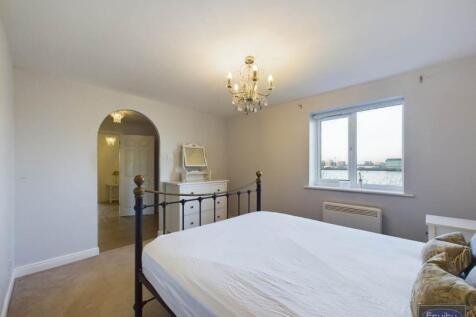 Bedroom one (4)