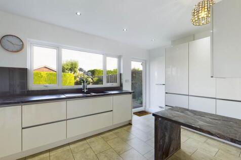 Kitchen (2)