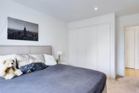 Bedroom (2)