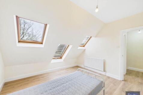 Bedroom three (2)