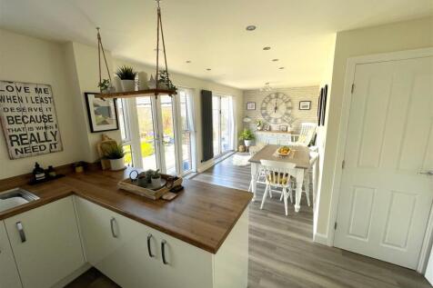 Kitchen 4.jpg
