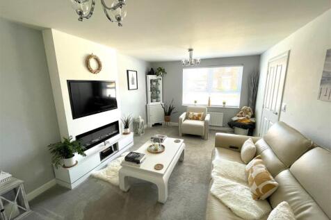 Lounge 3.jpg