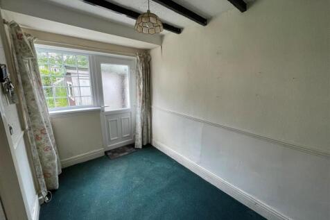 dining room.jpg