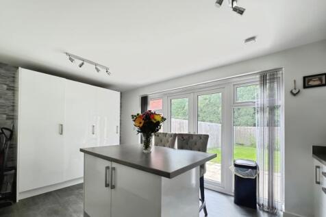pbox-kitchen-312906.jpeg