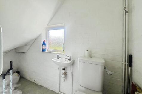 pbox-bathroom-317287.jpg