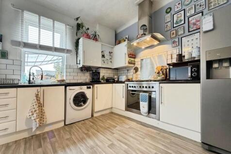 pbox-kitchen-325016.jpg