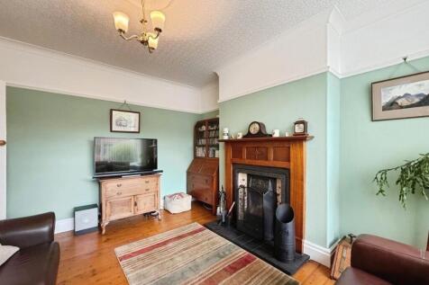 pbox-living_room-326582.jpg