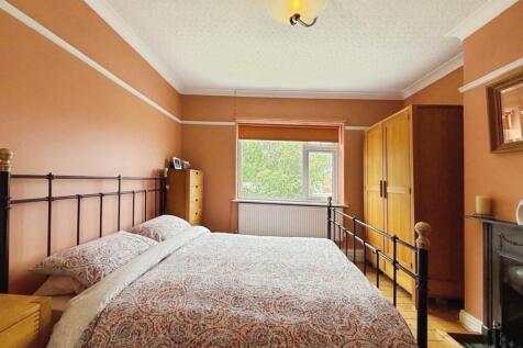 pbox-bedroom-326582.jpg