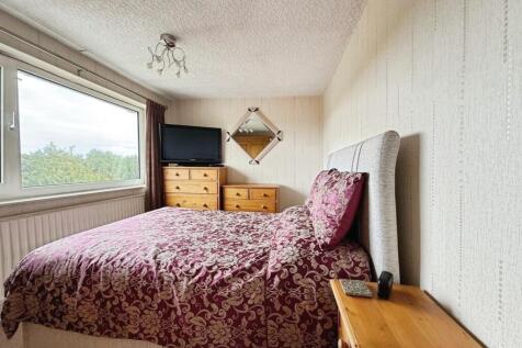 pbox-bedroom-326554.jpg