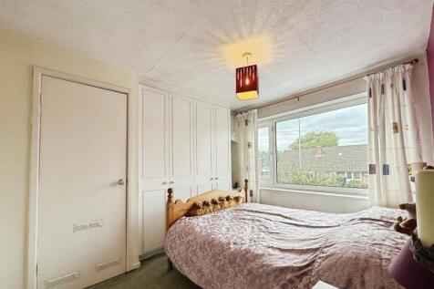 pbox-bedroom-326554.jpg