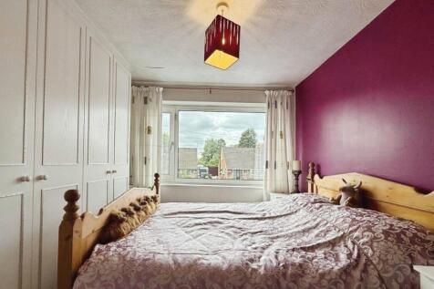 pbox-bedroom-326554.jpg